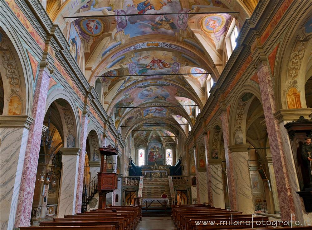Soncino (Cremona, Italy) - Interior of the Church of San Giacomo
